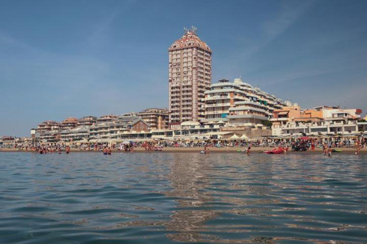Bnb The Station Nettuno Zewnętrze zdjęcie